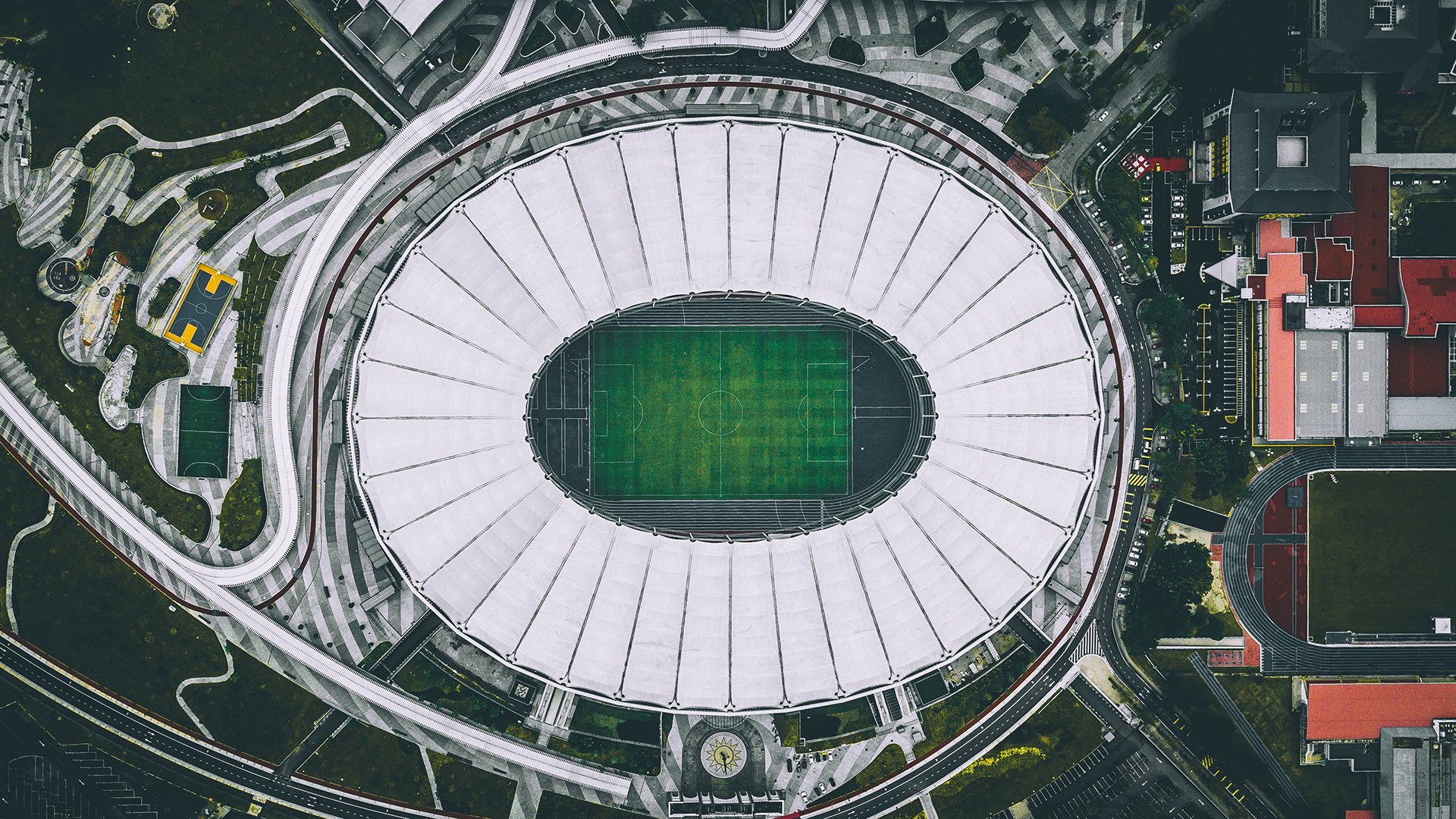 2026世界杯决赛惊现东南亚德比!泰国7-0狂扫越南,39岁莫德里奇上演不老神话